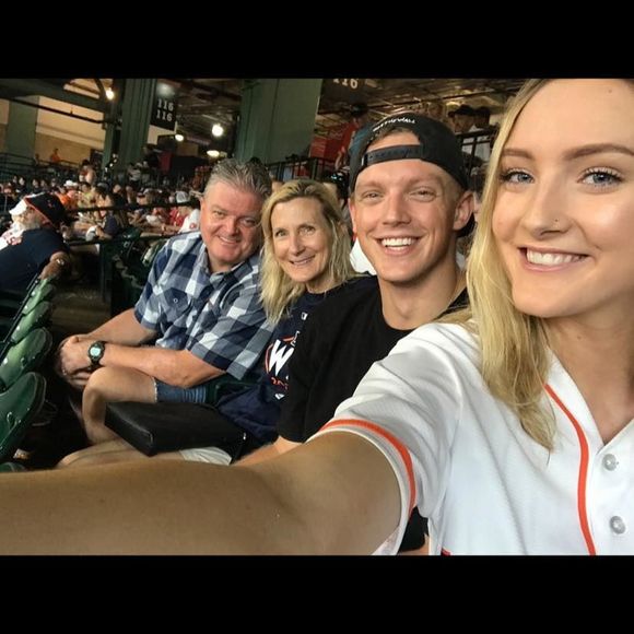 Meet your Posher, Austin - Picture 1 of 1